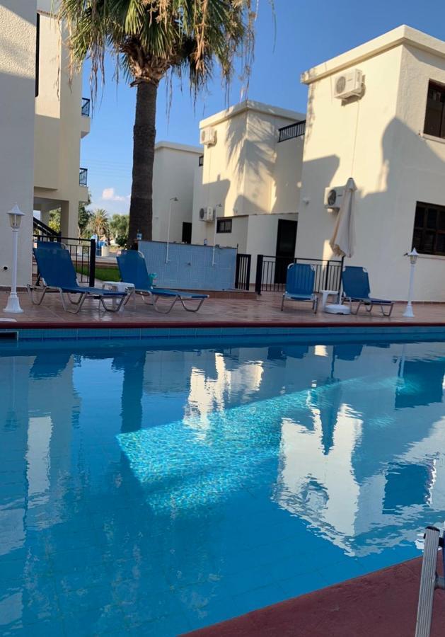 Seashell Apartments Paphos Exterior foto
