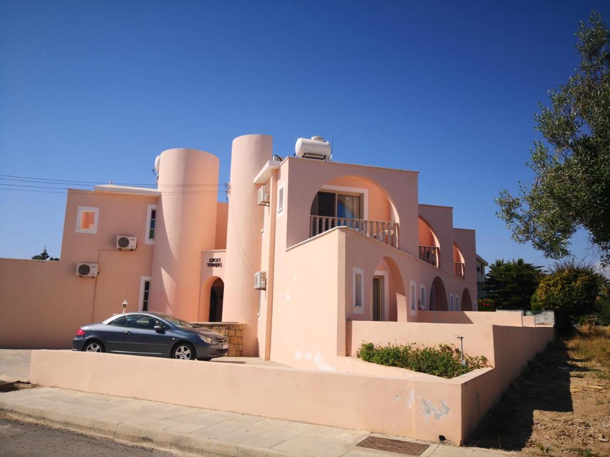 Seashell Apartments Paphos Exterior foto