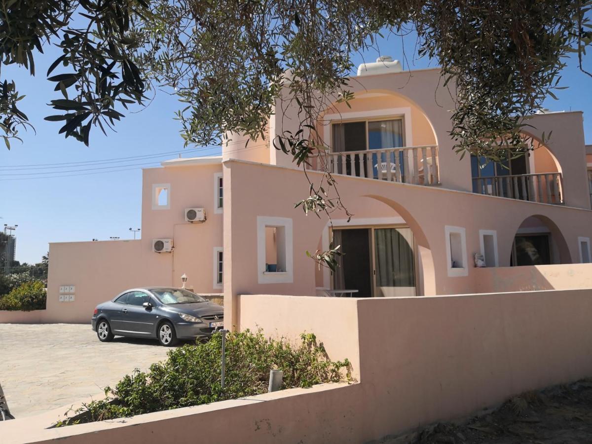 Seashell Apartments Paphos Exterior foto