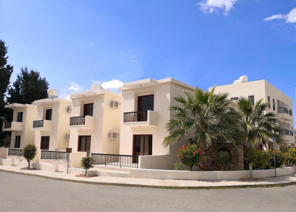 Seashell Apartments Paphos Exterior foto