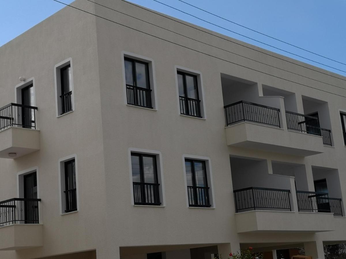 Seashell Apartments Paphos Exterior foto