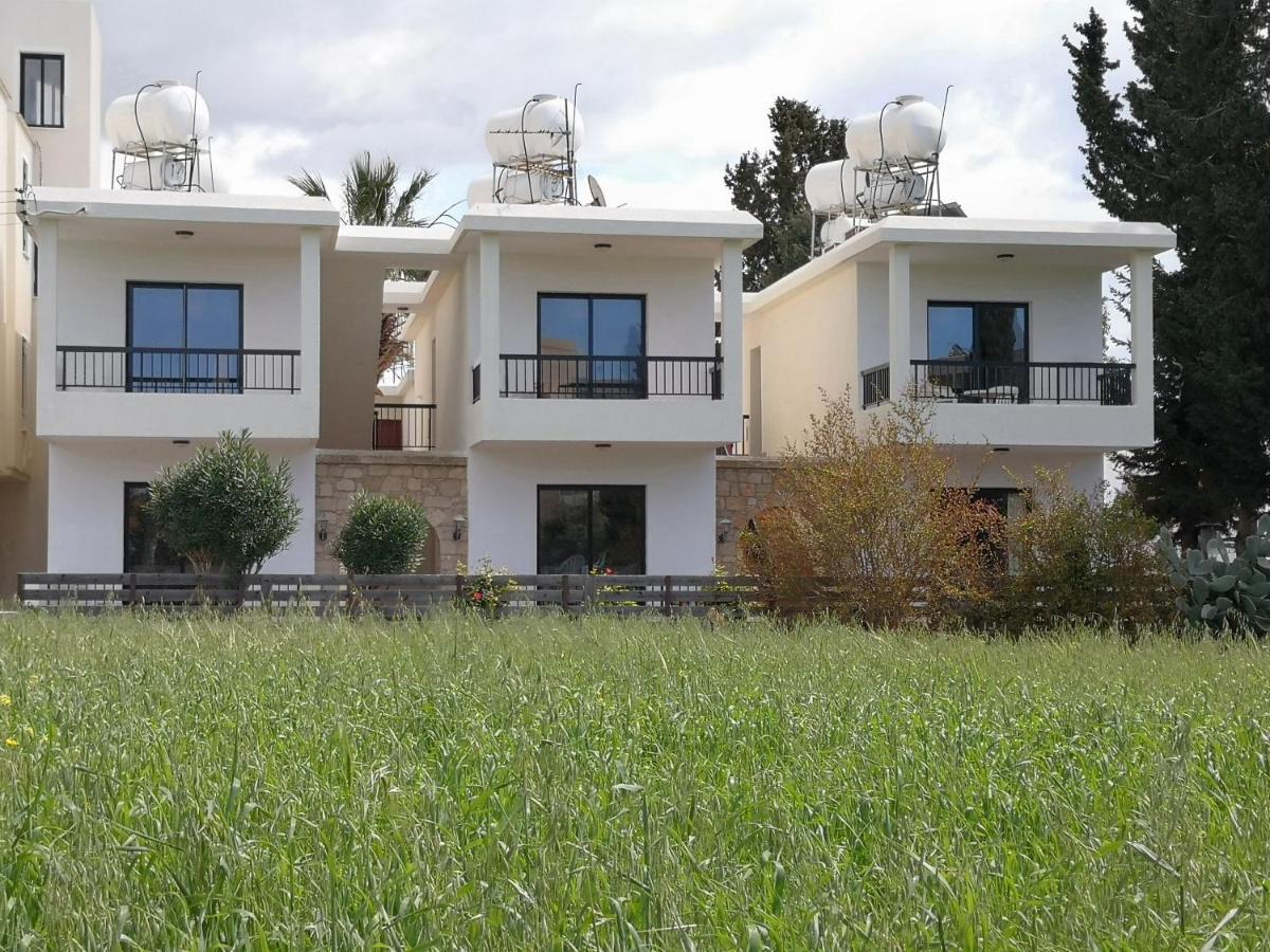 Seashell Apartments Paphos Exterior foto