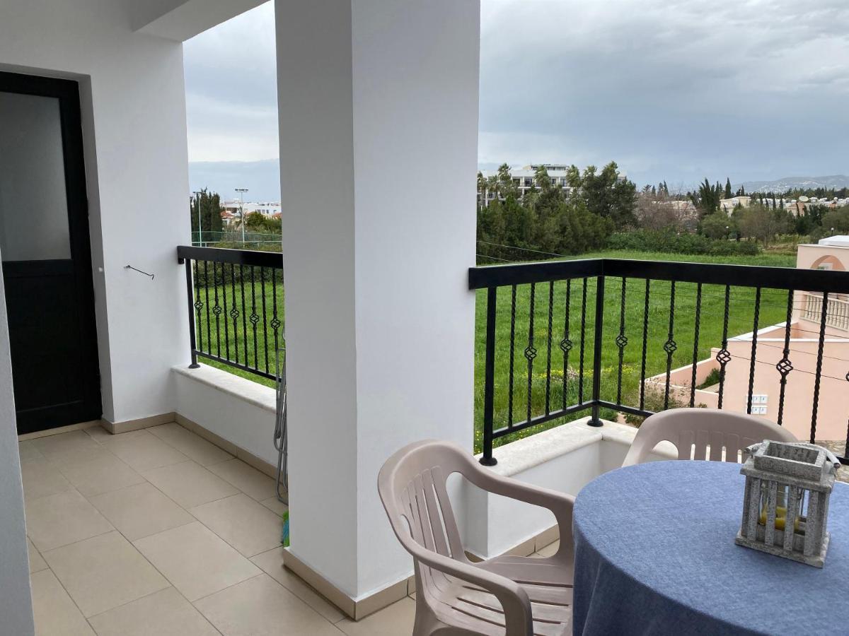 Seashell Apartments Paphos Exterior foto